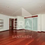 Moradia T6 com Piscina no Centro da Cidade Santarém 19