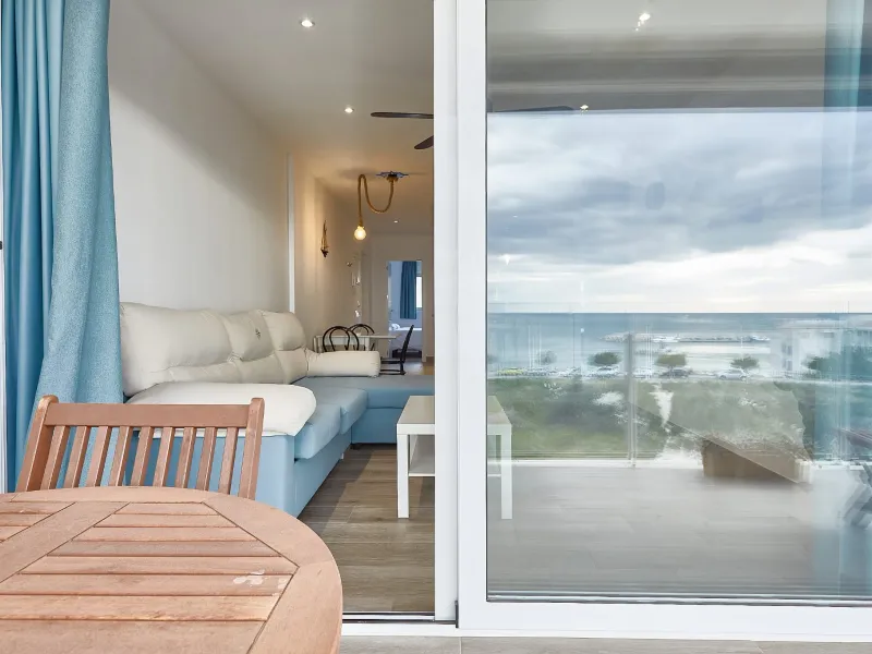 Apartamento en segunda línea Villajoyosa