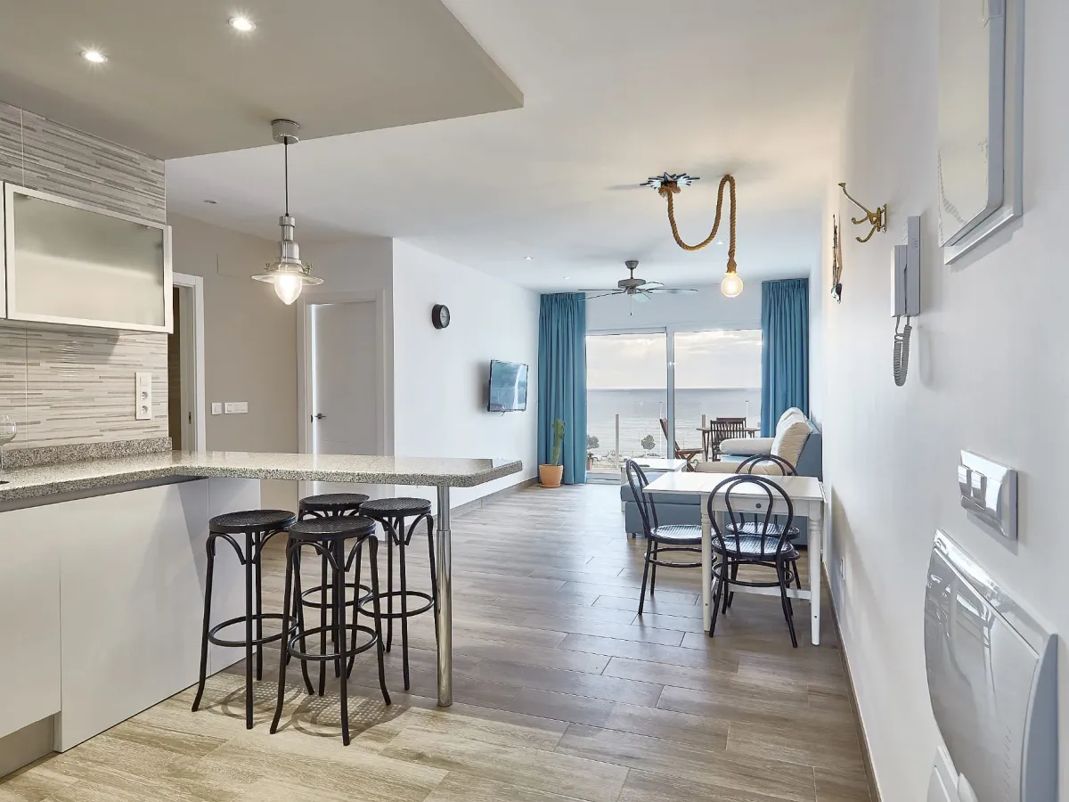 Apartamento en segunda línea Villajoyosa