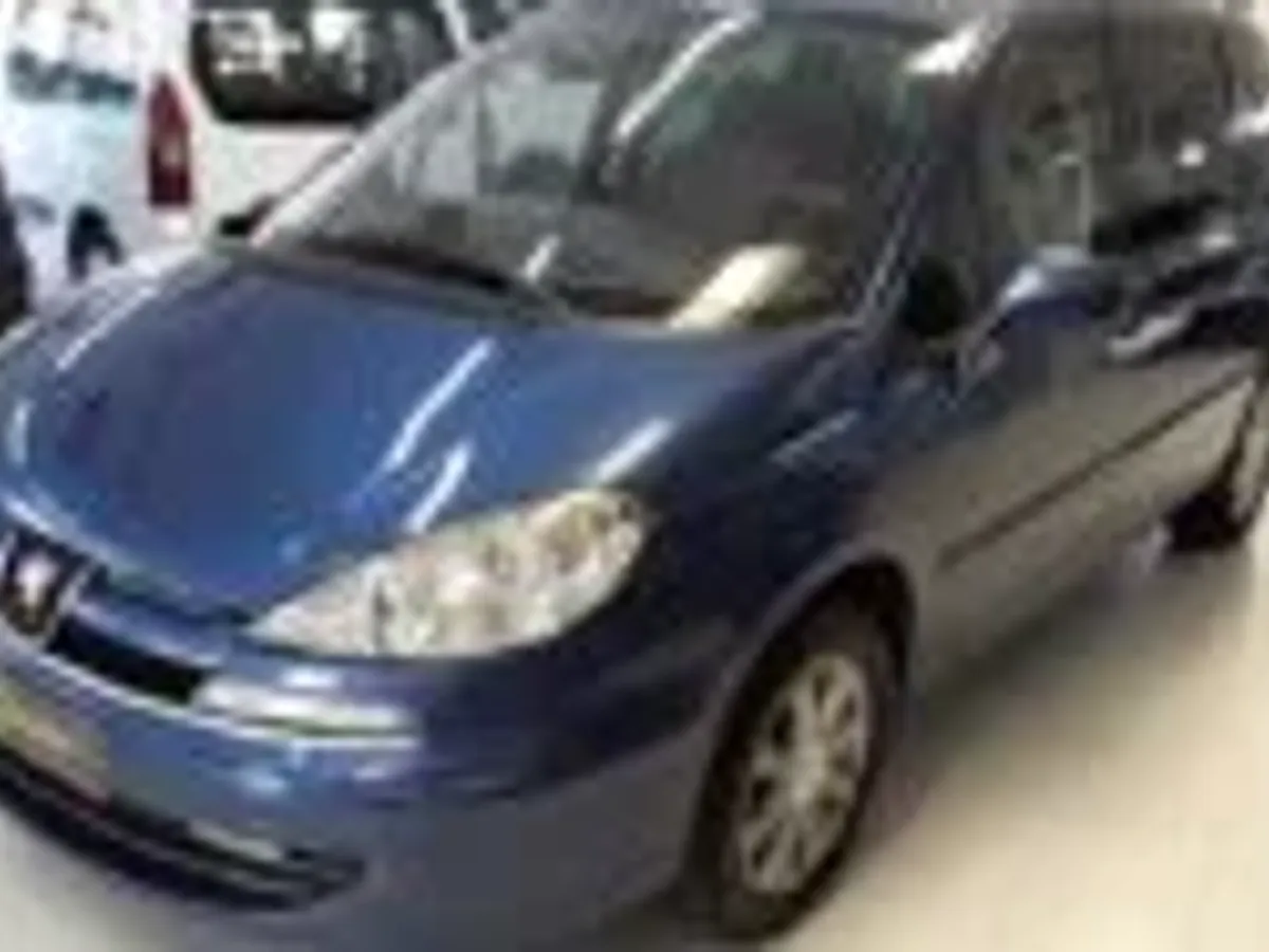 Peugeot 807 2.2 HDI 136 CV 7 Plazas Port Aventura