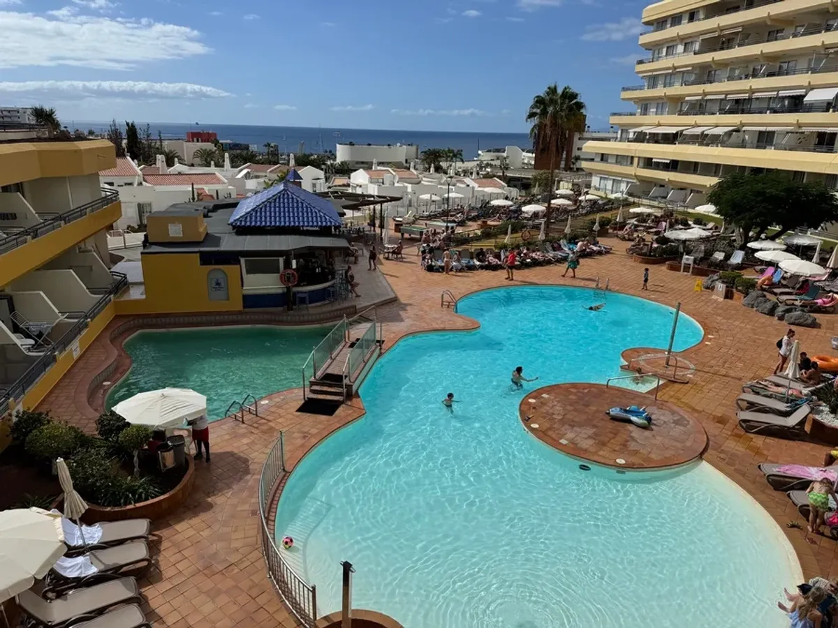 Brilliant 2 bedroom corner apartment in Santa Maria for sale