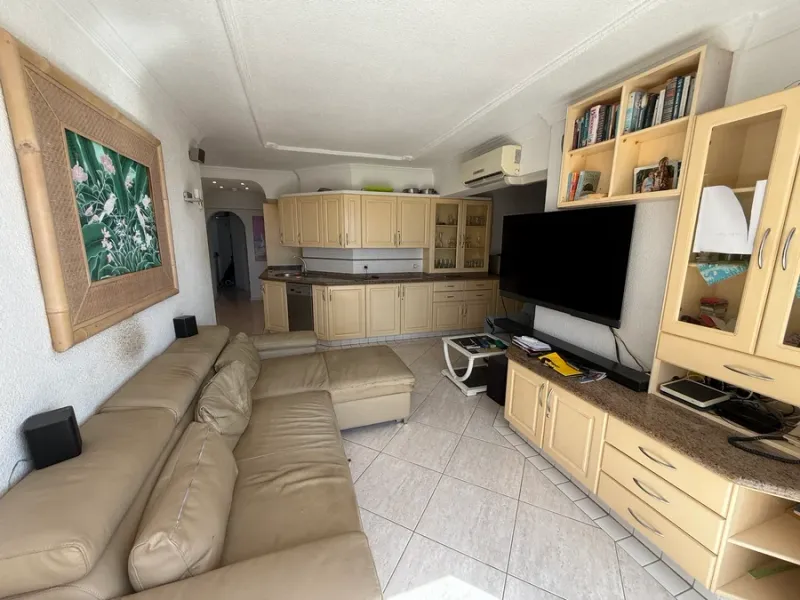 Brilliant 2 bedroom corner apartment in Santa Maria for sale