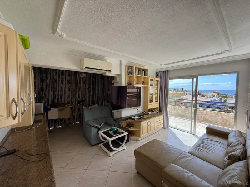 Brilliant 2 bedroom corner apartment in Santa Maria for sale