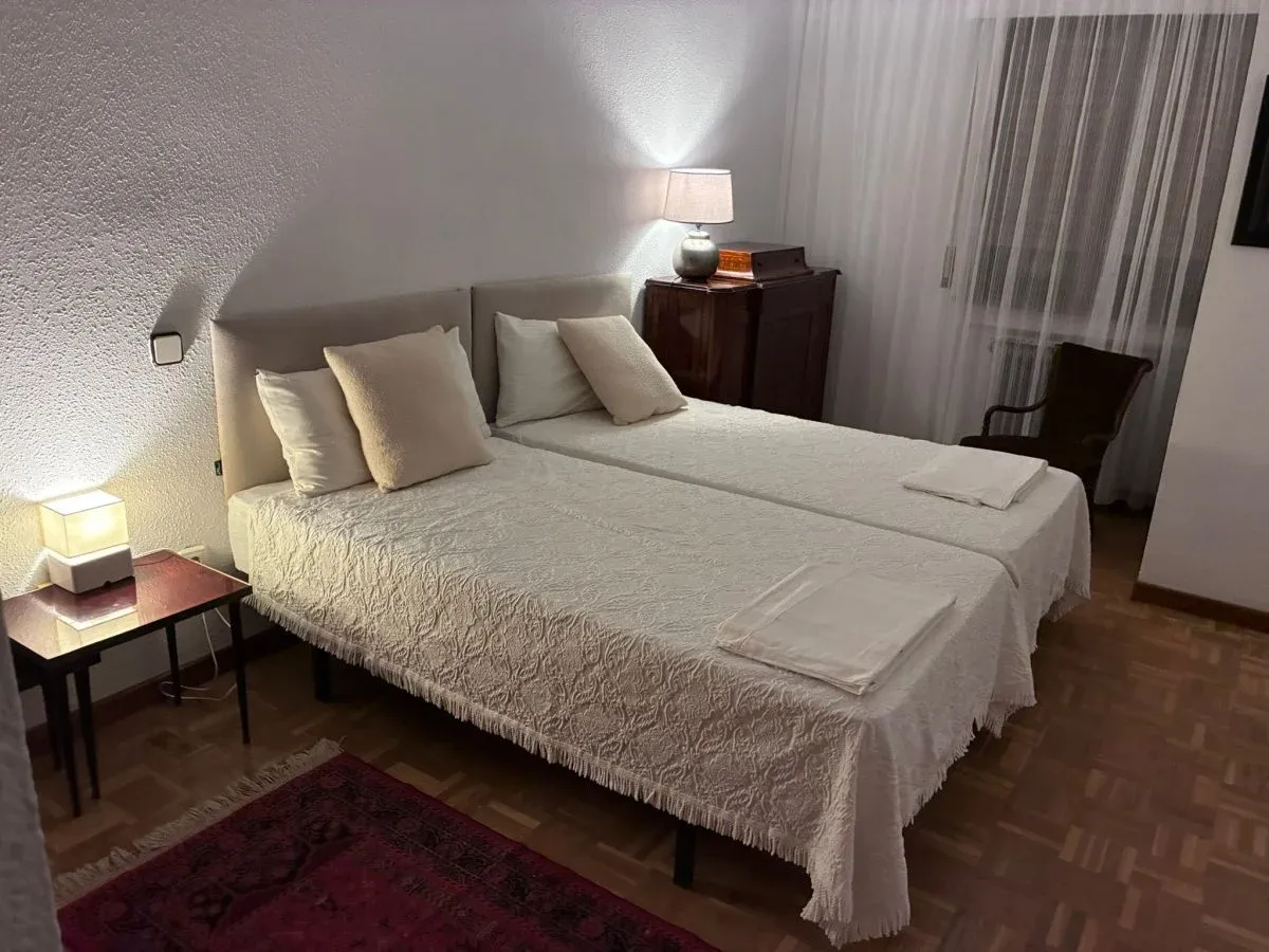 PISO DE CUATRO HABITACIONES EN SAN ROQUE