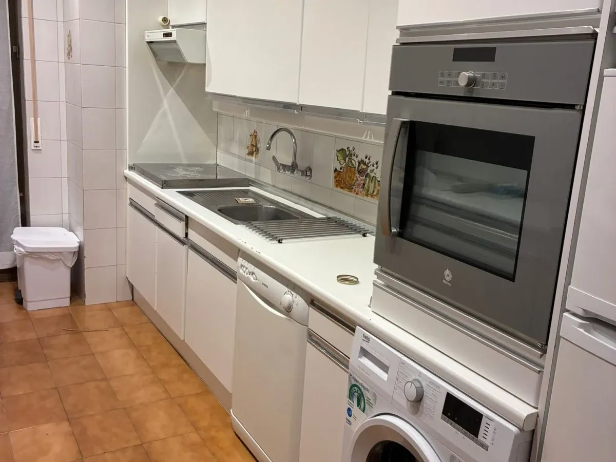 PISO DE CUATRO HABITACIONES EN SAN ROQUE