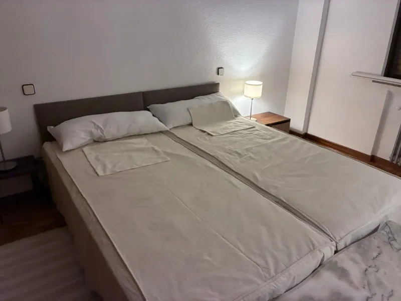 PISO DE CUATRO HABITACIONES EN SAN ROQUE