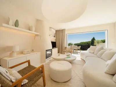 Modern townhouse with private heated pool near Cabopino beach, Artola