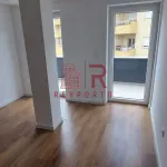 Apartamento T2, Novo, com varanda e garagem dupla 13