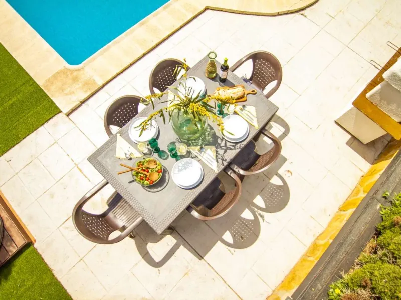 Chalet adosado en venta con piscina en Badia Gran