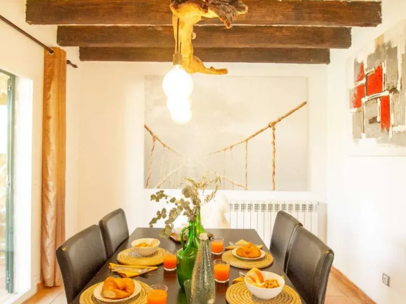 Chalet adosado en venta con piscina en Badia Gran