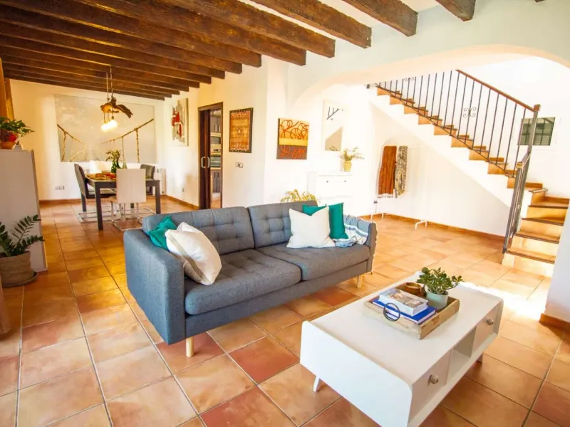 Chalet adosado en venta con piscina en Badia Gran