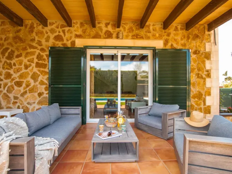 Chalet adosado en venta con piscina en Badia Gran