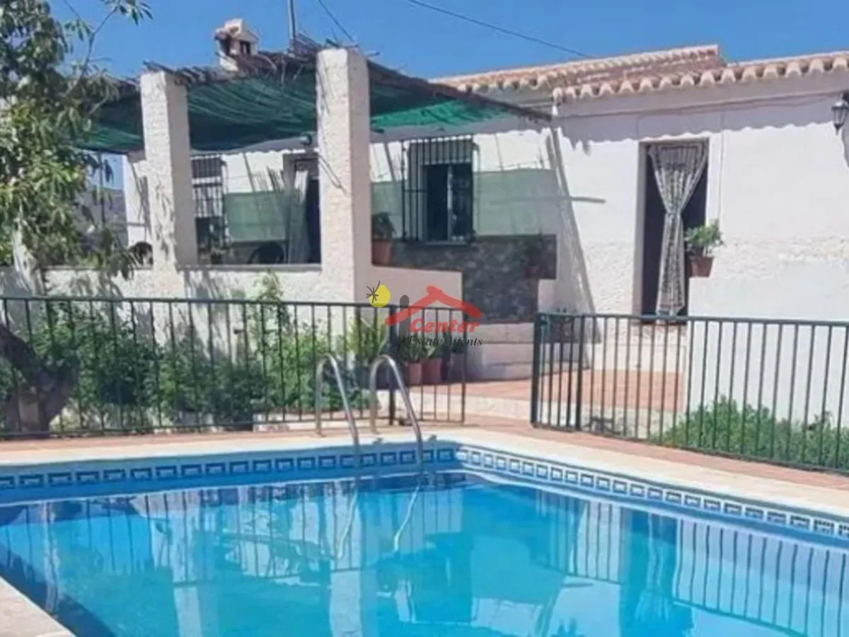 Villa en venta en Frigiliana