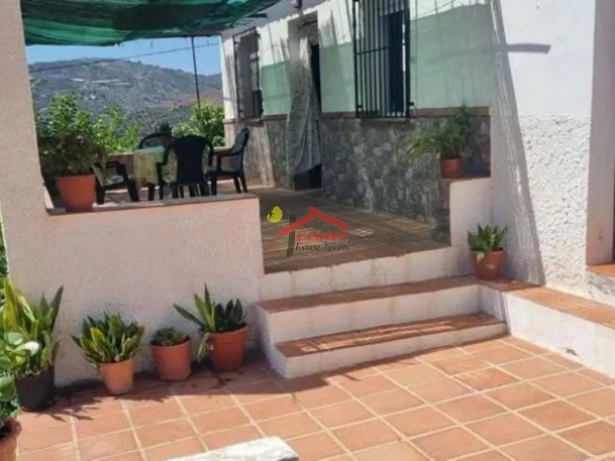 Villa en venta en Frigiliana