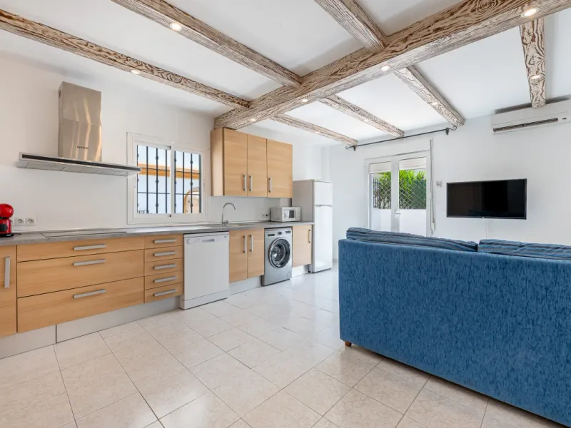 Un Oasis Mediterráneo que sabe a Hogar en Torremolinos