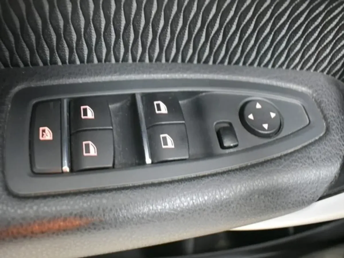 BMW SERIE 1 116d 115CV