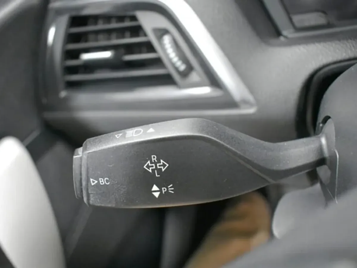 BMW SERIE 1 116d 115CV