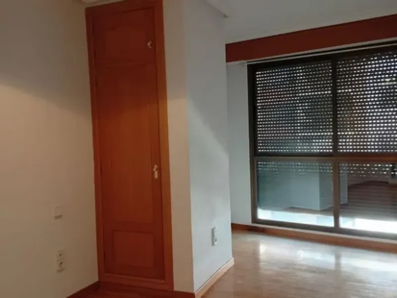 Piso en alquiler en Calle de Hernán Cortés