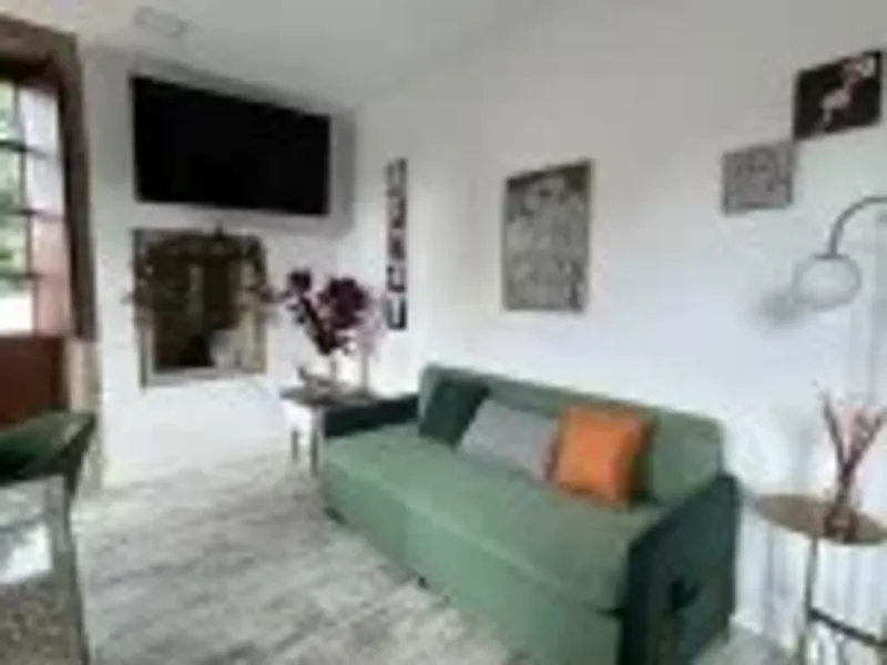 Apartamentos ROSALIA DE CASTRO > Ensanche