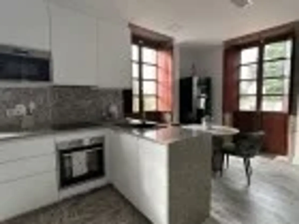 Apartamentos ROSALIA DE CASTRO > Ensanche