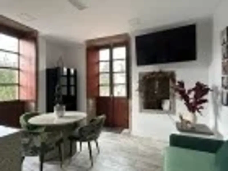 Apartamentos ROSALIA DE CASTRO > Ensanche