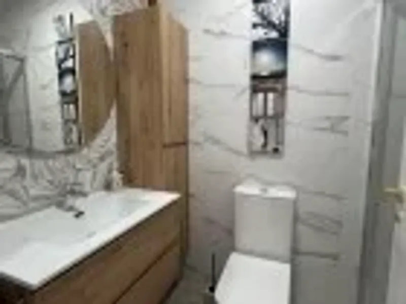 Apartamentos ROSALIA DE CASTRO > Ensanche