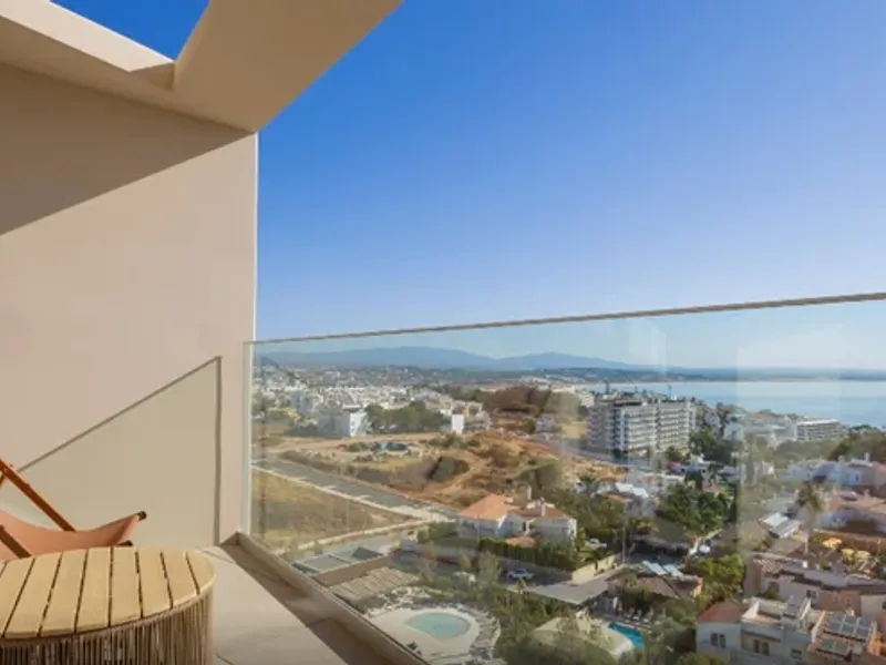 Luxury Apartment of Modern Elegance with Stunning Panoramic Ocean Views in Lagos – Algarve, For Sale!