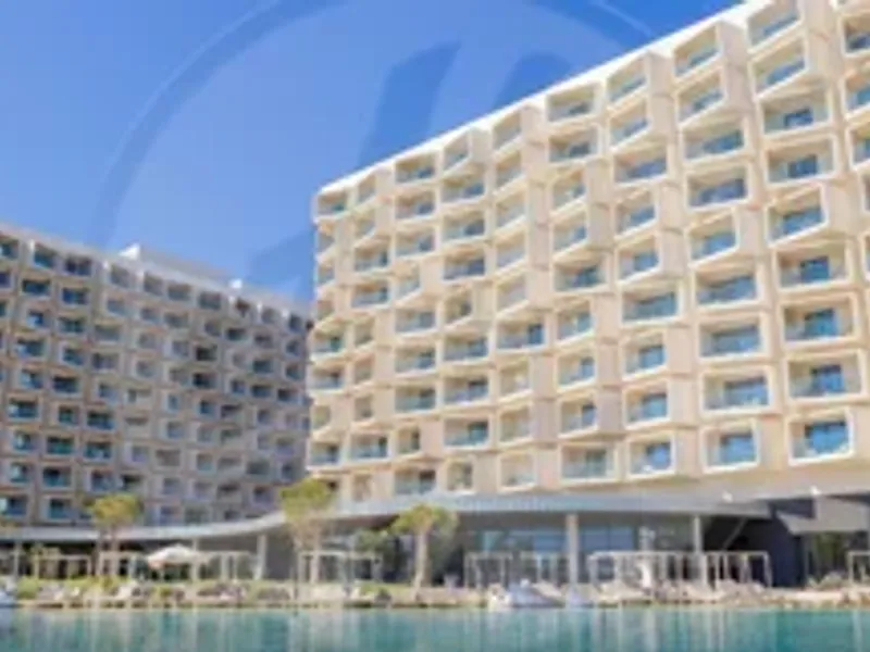 Luxury Apartment of Modern Elegance with Stunning Panoramic Ocean Views in Lagos – Algarve, For Sale!