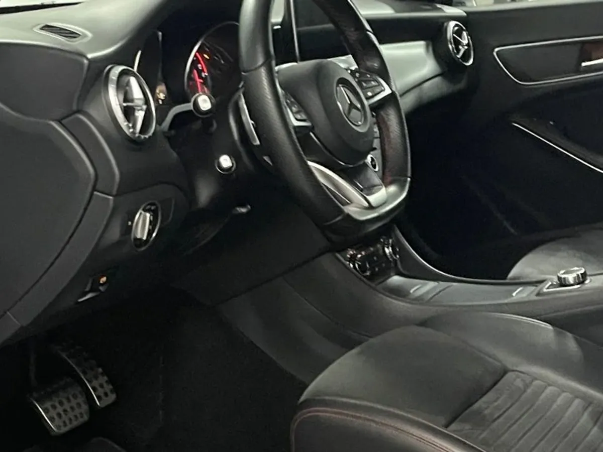 Mercedes-Benz CLA 180 Shooting Brake d 7G-DCT AMG Line