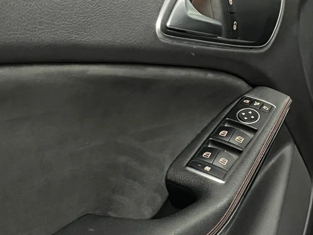 Mercedes-Benz CLA 180 Shooting Brake d 7G-DCT AMG Line