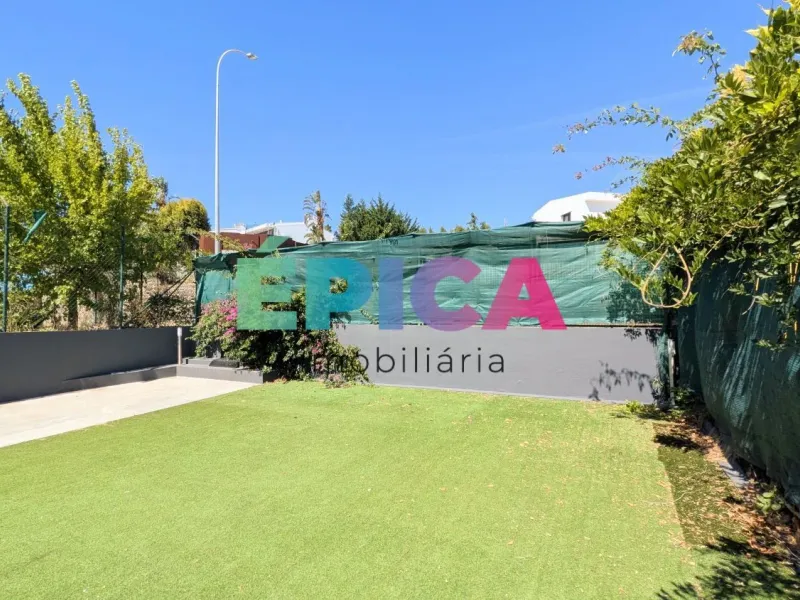 Moradia T6+2 Alfragide