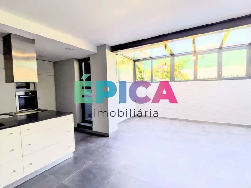 Moradia T6+2 Alfragide