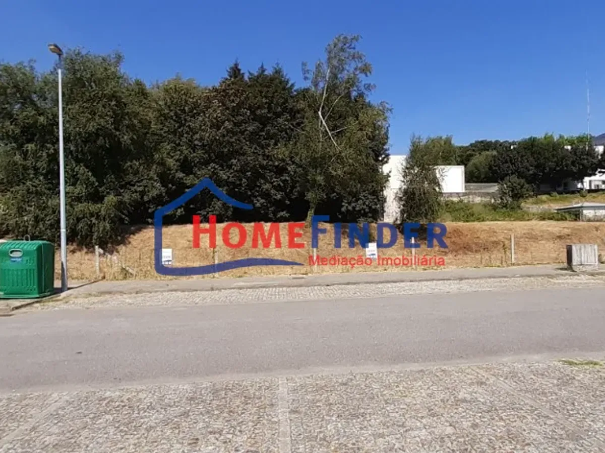 Terreno para Construção em altura na Lixa