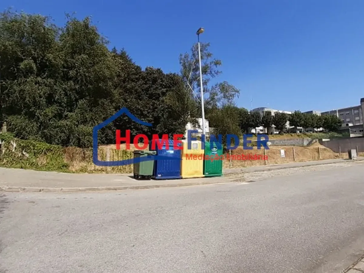 Terreno para Construção em altura na Lixa