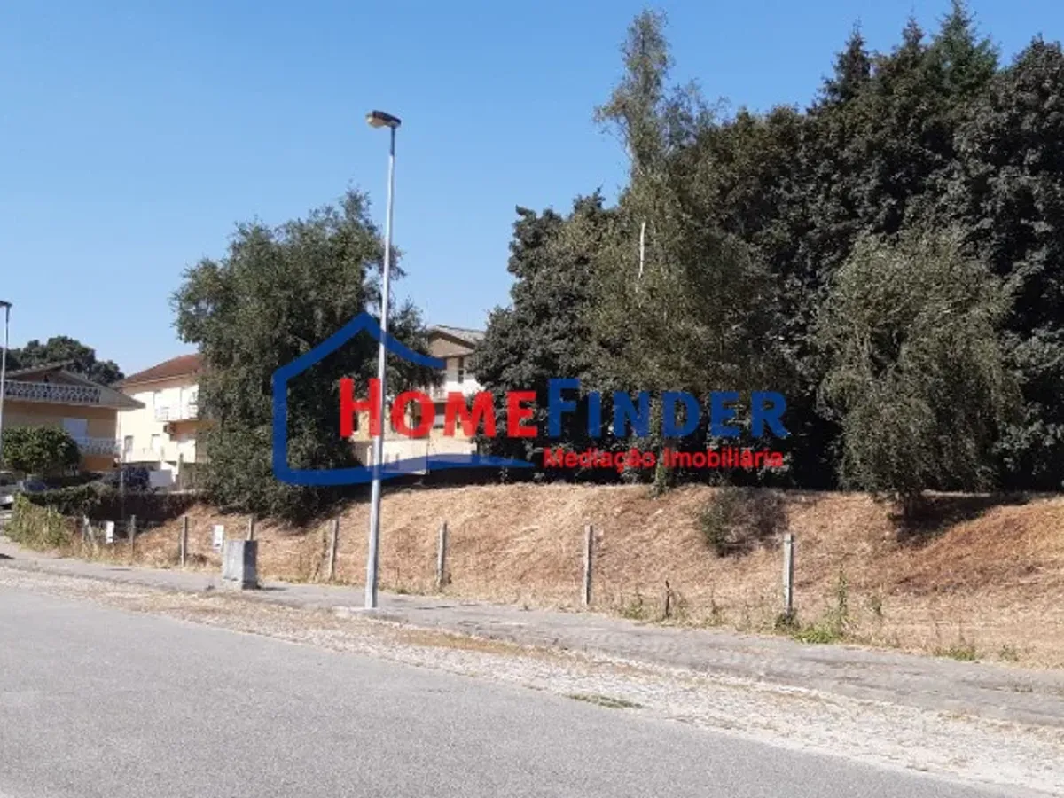 Terreno para Construção em altura na Lixa