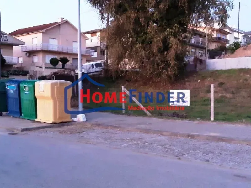 Terreno para Construção em altura na Lixa