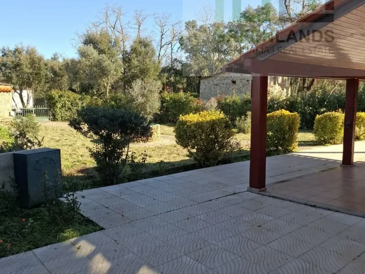 Quinta c/ casa Habitação em Sarzedo (cerca 6 mil m2)