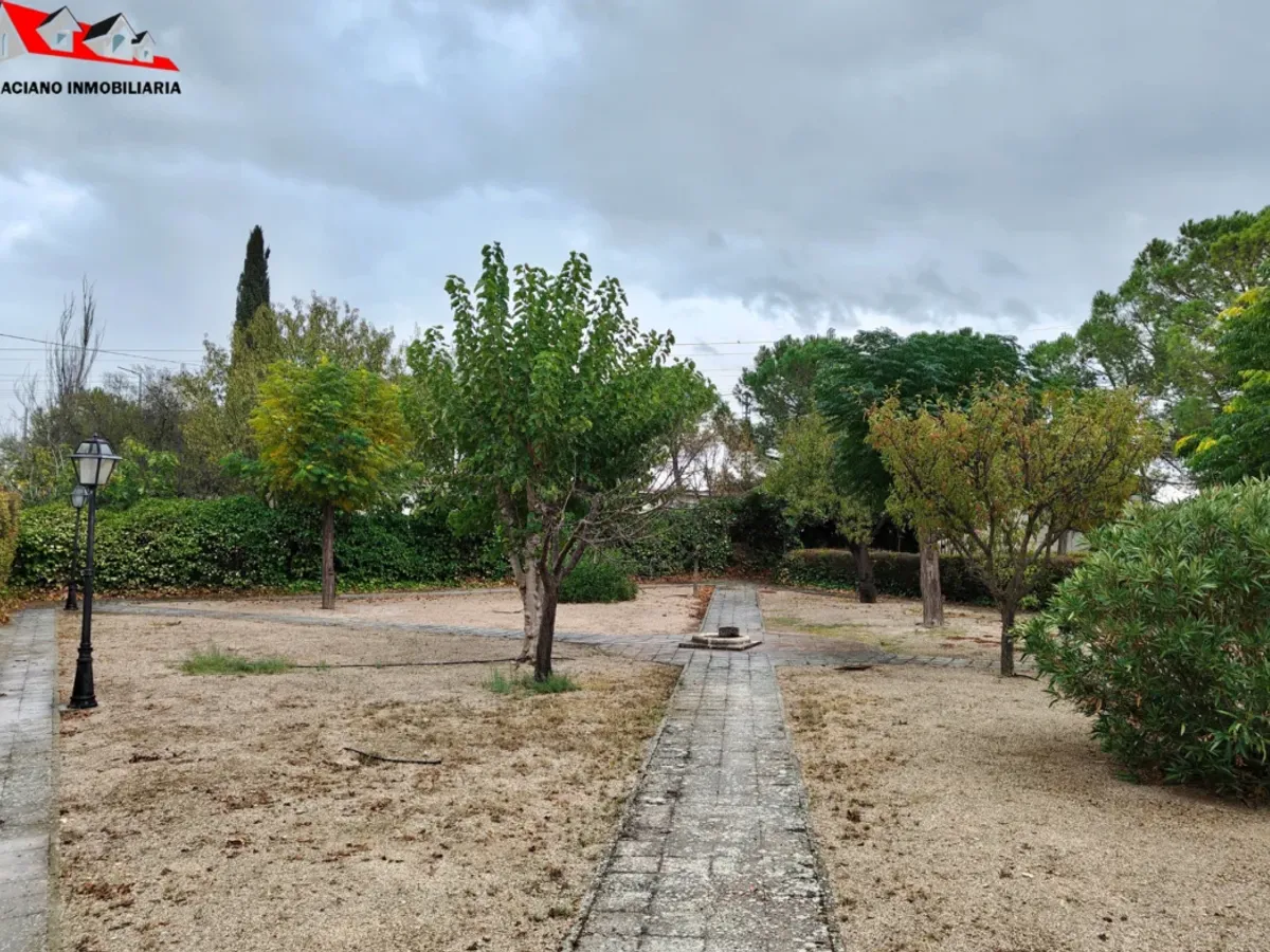 Parcela a 2,5 km de Albacete