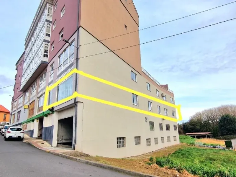 Local adaptado para un gimnasio en Obispo Romero s/n