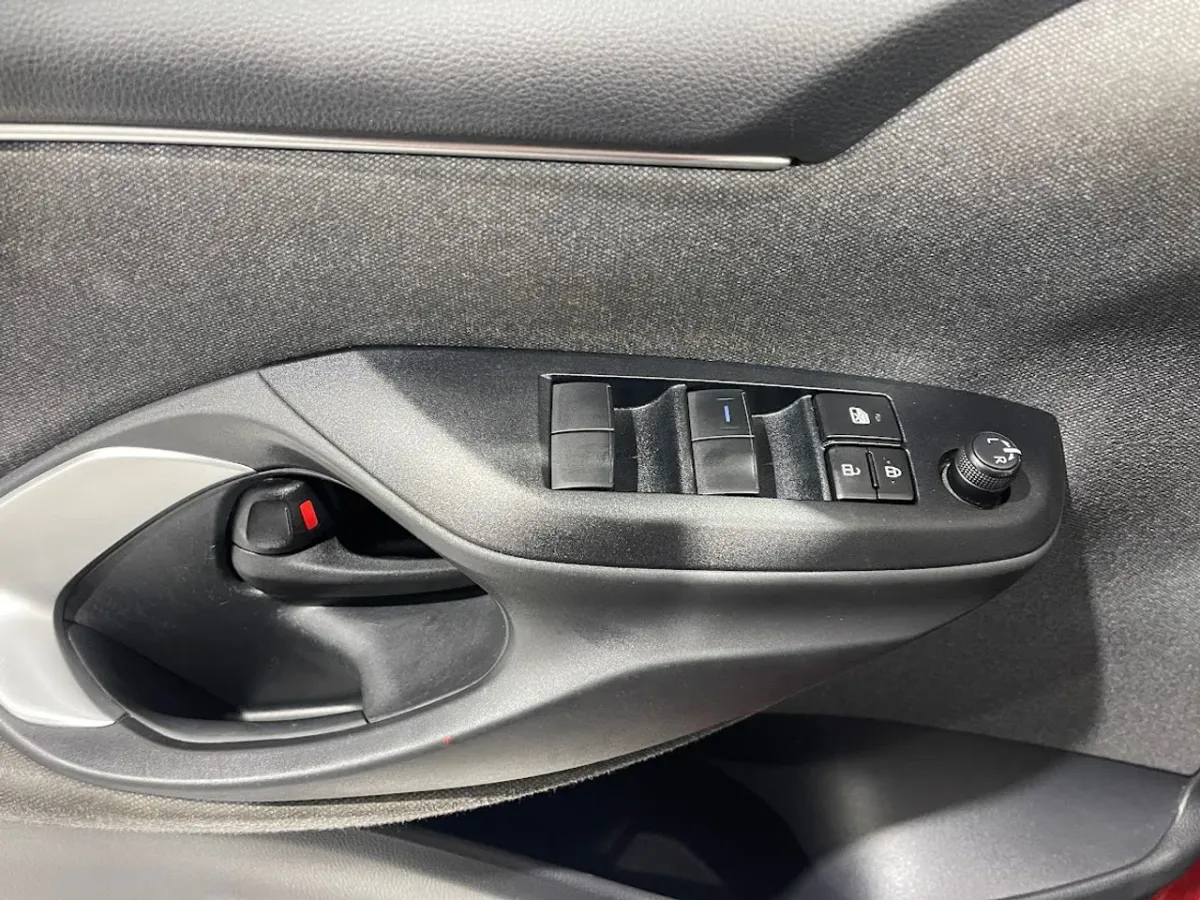 Toyota Yaris 1.5 120H Active Tech G5535