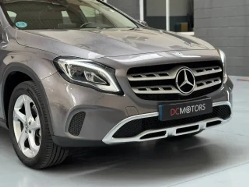 Mercedes-Benz Clase GLA GLA 180 AMG Line