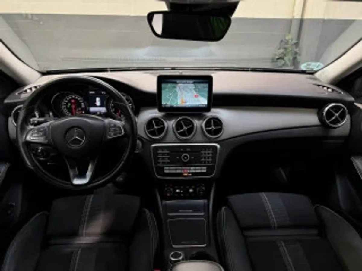 Mercedes-Benz Clase GLA GLA 180 AMG Line