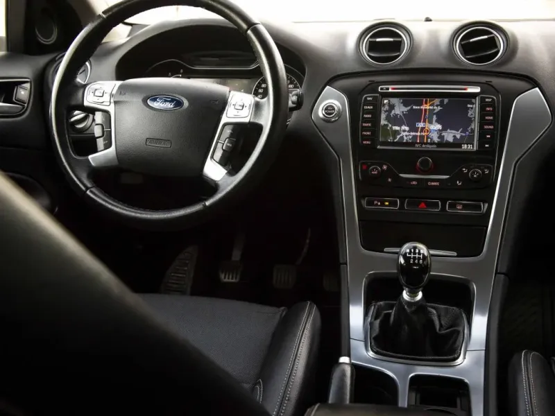 FORD MONDEO 1.8 TDCi Titanium