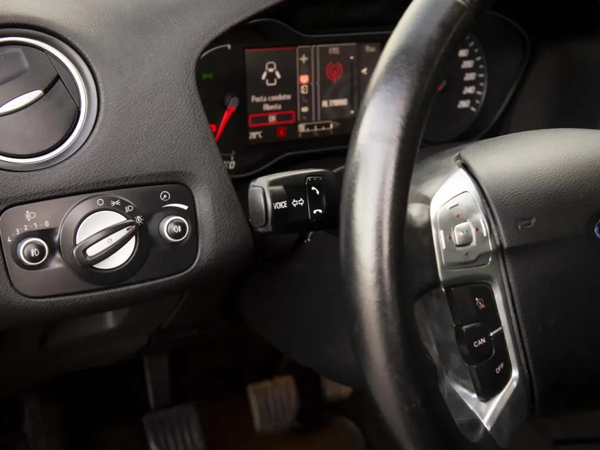 FORD MONDEO 1.8 TDCi Titanium