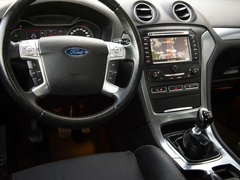 FORD MONDEO 1.8 TDCi Titanium