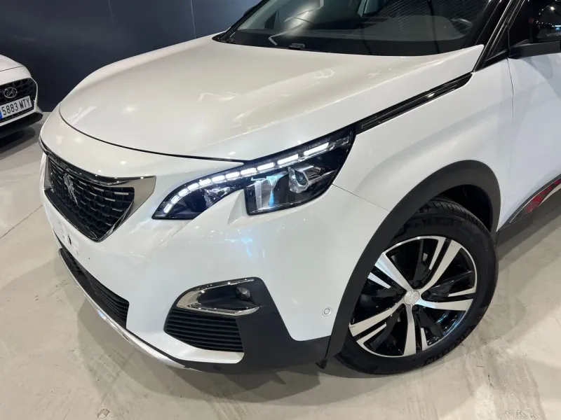 Peugeot 3008 allure 1.2 131cv