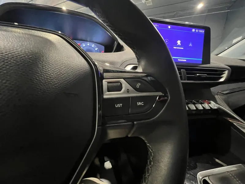 Peugeot 3008 allure 1.2 131cv