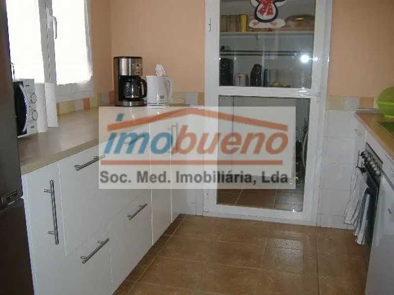 T3 + Terraço 60 m2 + Estacionamento