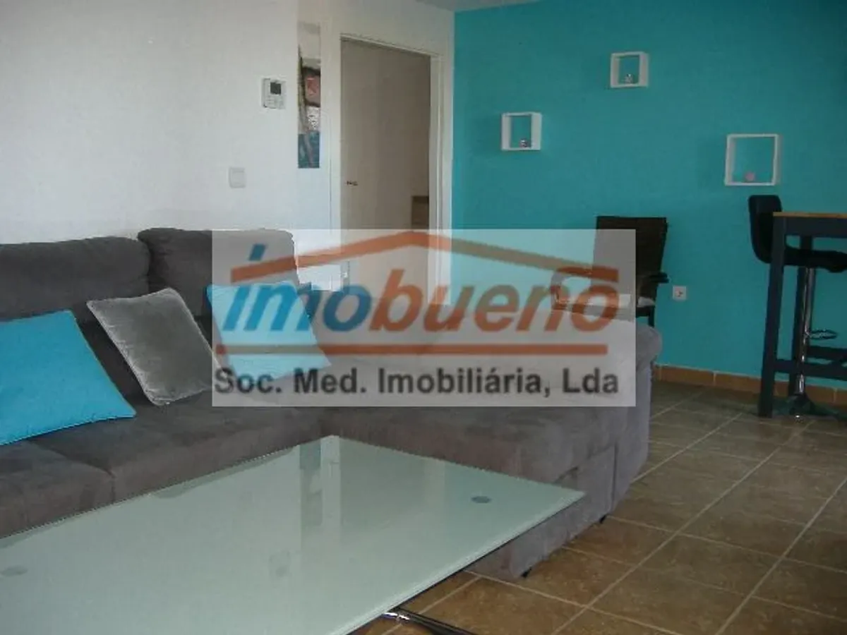 T3 + Terraço 60 m2 + Estacionamento