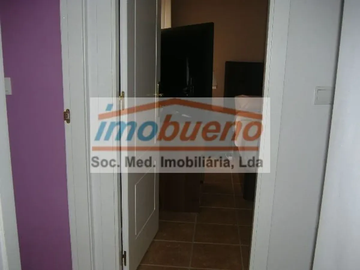 T3 + Terraço 60 m2 + Estacionamento